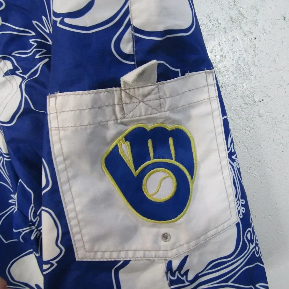 GIII Sports Cooperstown Collection Milwaukee Brewers Men's M Board Swim Shorts